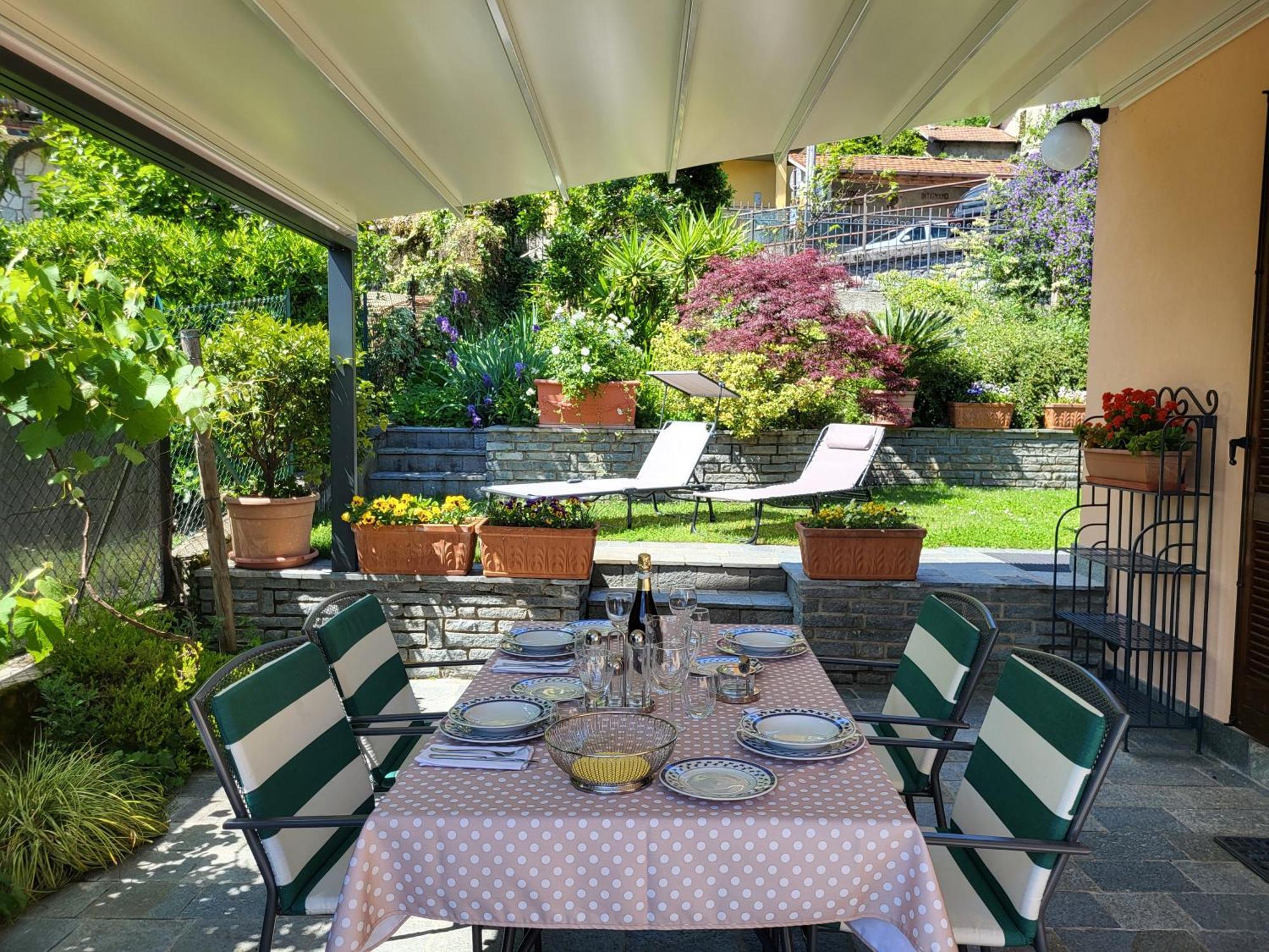 Casa Intignano - Appartamento Con Terrazzo Vista Lago Tremezzo Eksteriør billede